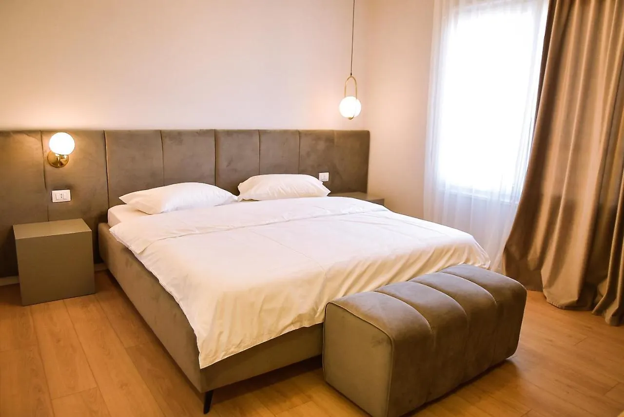 Hotel Jurgen Rinas Albania