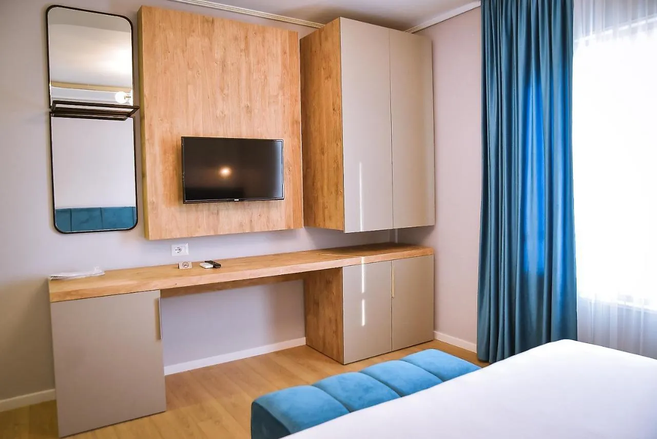 ***  Hotel Jurgen Rinas Albania