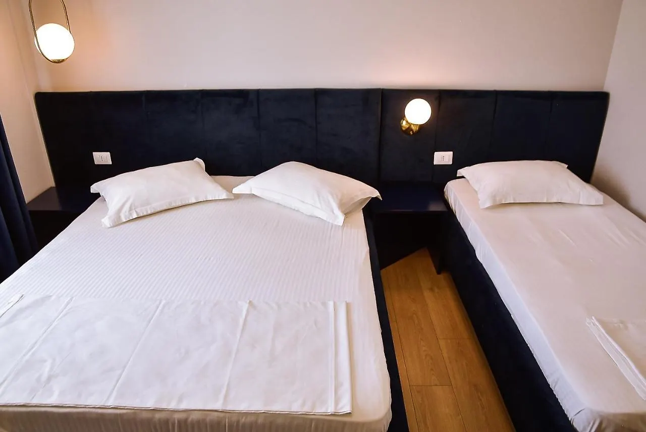 Hotel Jurgen Rinas 3*,  Albania